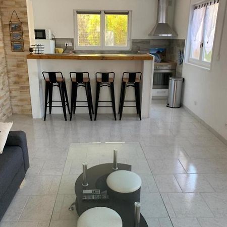 Rez De Villa Avec Place De Parking Et Vue Mer. La Ciotat Bagian luar foto
